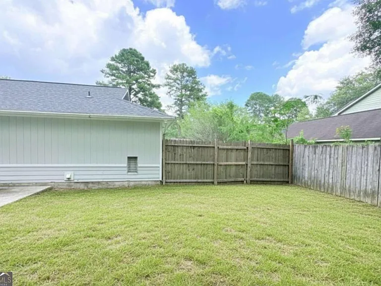 236 Woodbridge Rd — Photo 36