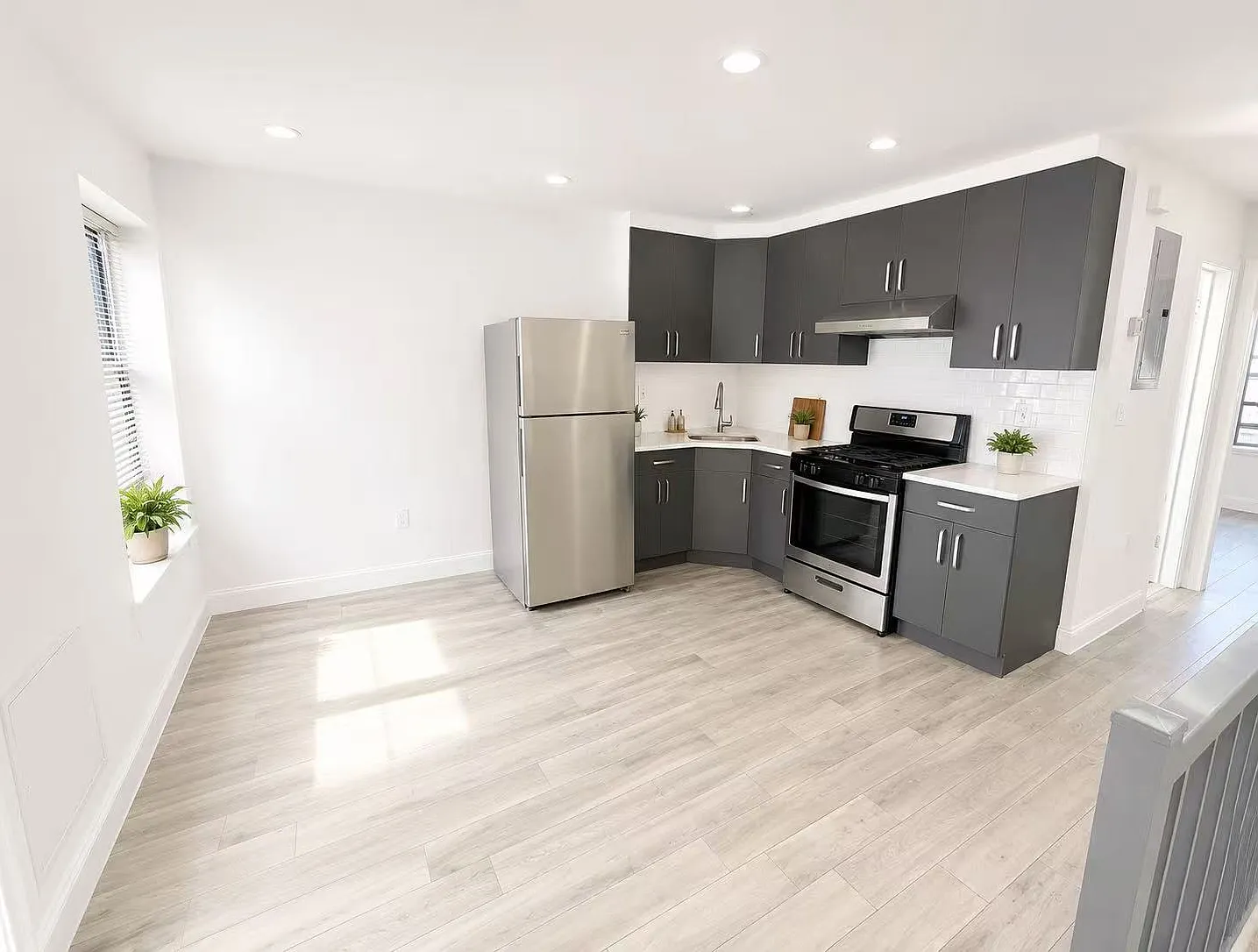 184 Battery Avenue — Photo 1