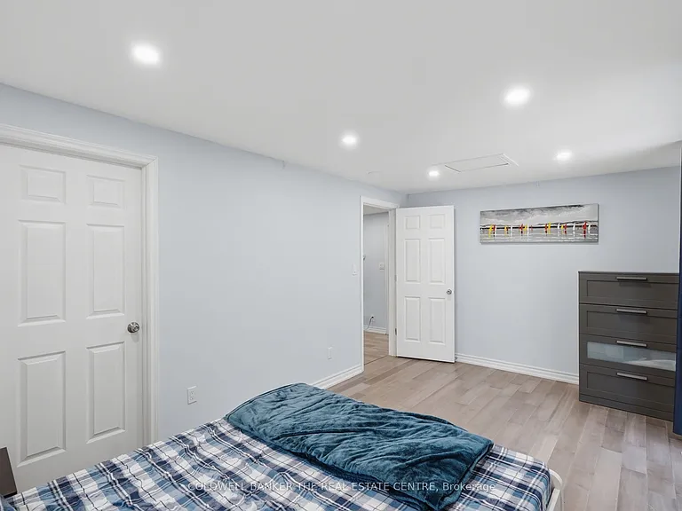 749 Innisfil Beach Rd — Photo 14