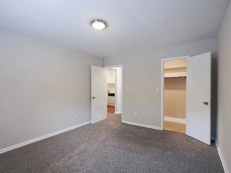 Modern Living in the Heart of Northlake — Photo 59