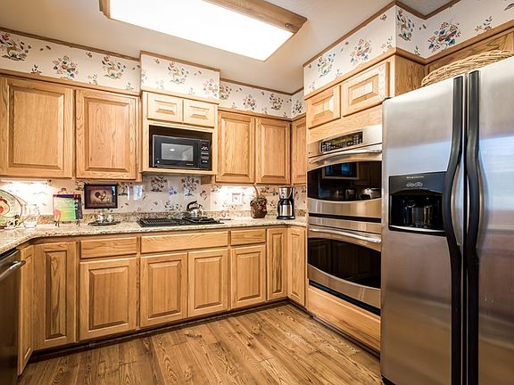 5th image of 138 Deer Park Dr