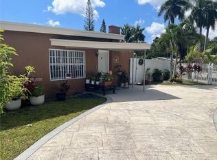 101 Miami Gardens Rd, West Park, FL 33023