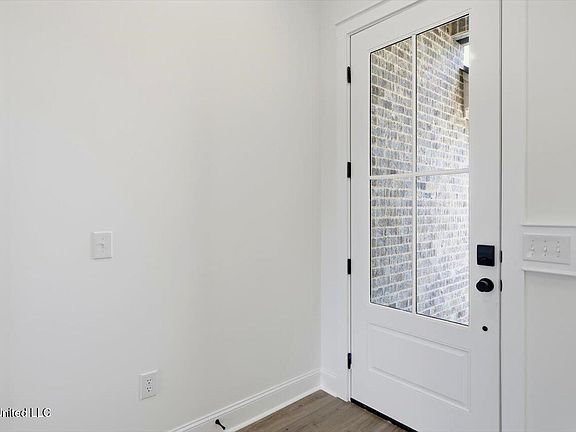 4th image of 511 Portner Way