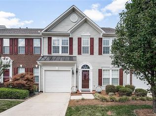 410 Foilage Ct #84, Lake Wylie, SC 29710