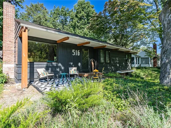 516 Colebrook Dr, Rochester, NY 14617