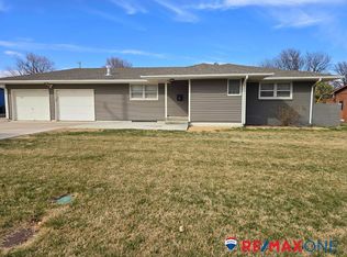 408 University Dr, Dodge City, KS 67801