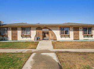 560 W Shamrock St, Rialto, CA 92376