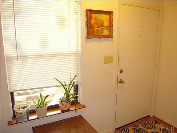 2nd image of 9573/9575 Sunnehanna Blvd