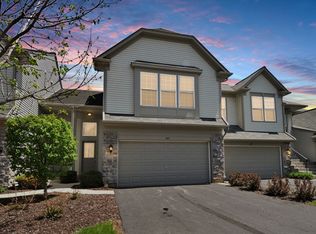 469 Belvedere Ln, Aurora, IL 60502