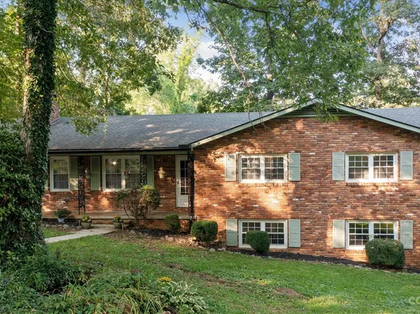 109 Arthur Ln #3, Hendersonville, NC 28791