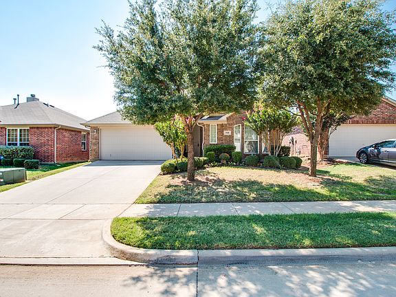 2nd image of 508 Grayson Ln