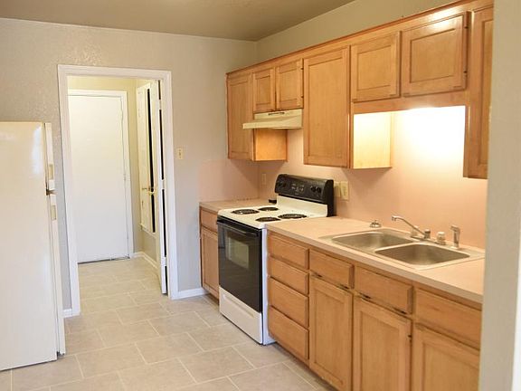 5th image of 1504 Benttree Dr