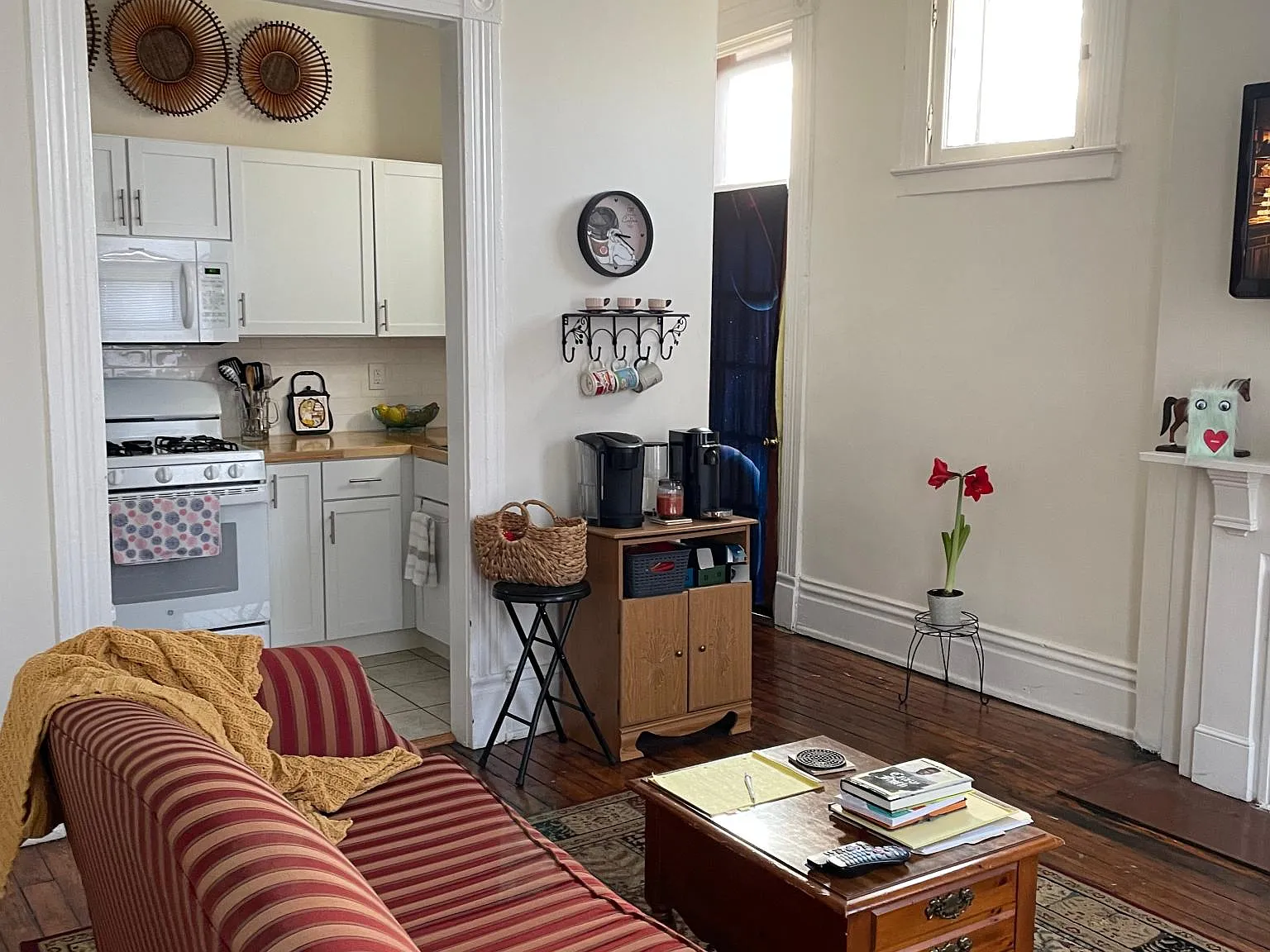 612 1/2 Zane St — Photo 1