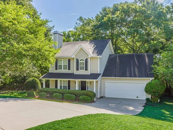 1520 Riverglen Dr, Loganville, GA 30052