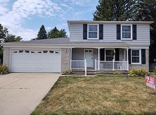 1751 N Fairview Ave, Lansing, MI 48912