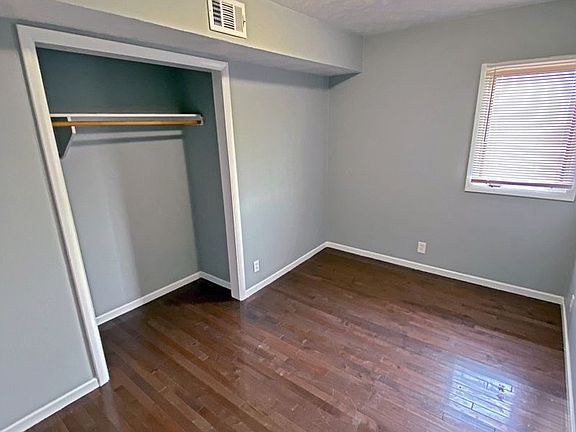 3rd image of 4803 Boyd St #4224301