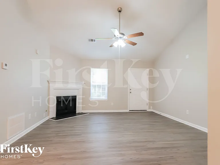 11035 Shannon Cir — Photo 3