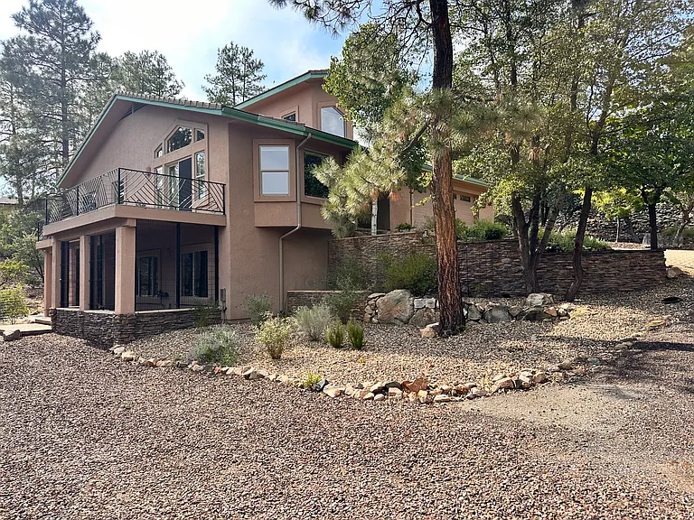 1621 Spruce Canyon Dr — Photo 1
