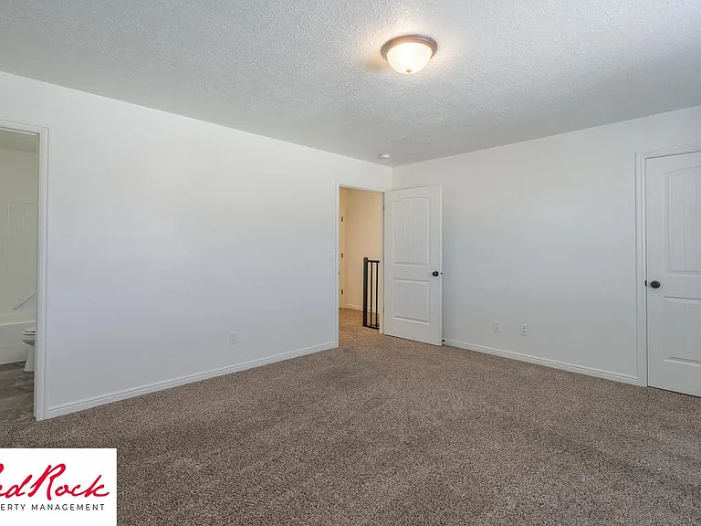 2801 E 450 N #365 — Photo 37