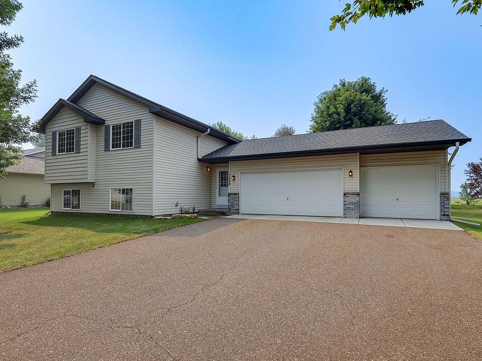 1st image of 1548 Cedar Dr SE
