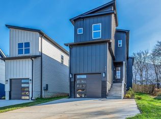 414A E Bend Dr, Nashville, TN 37209