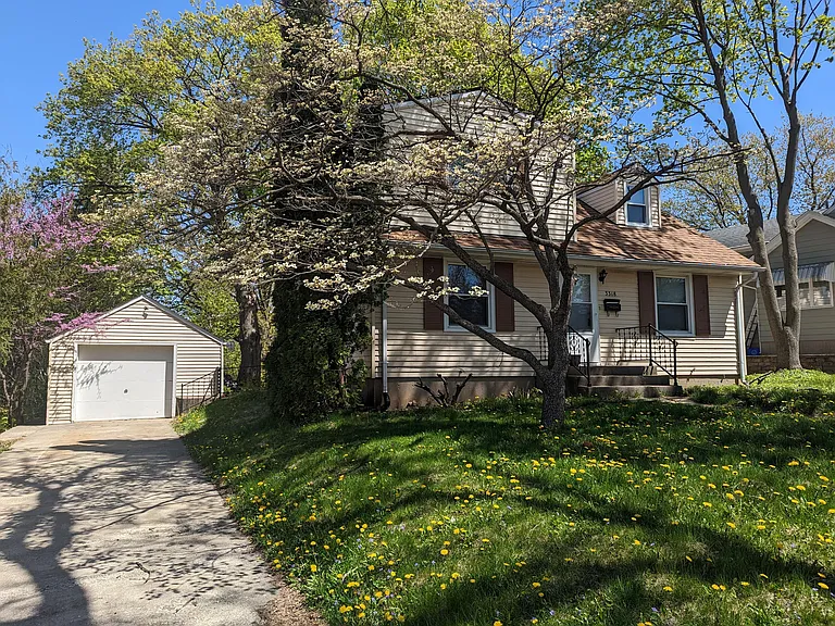3318 Carolina Ave — Photo 2
