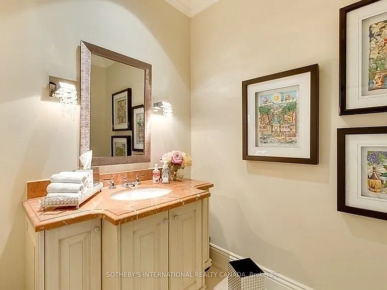 183 Wellington St W #2602 — Photo 12