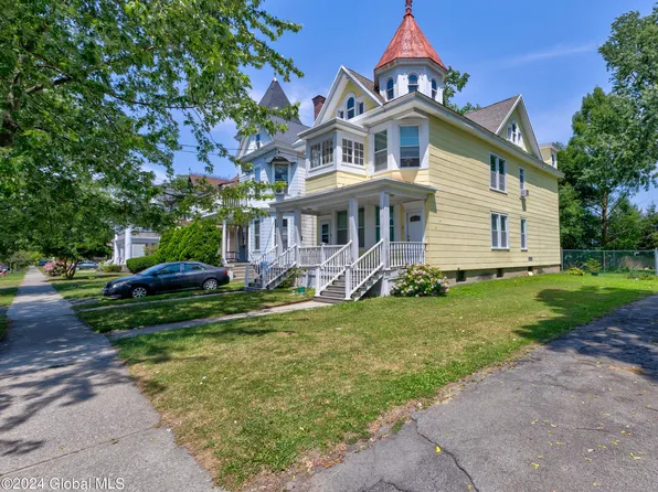 5 Woodlawn Avenue, Albany, NY 12208