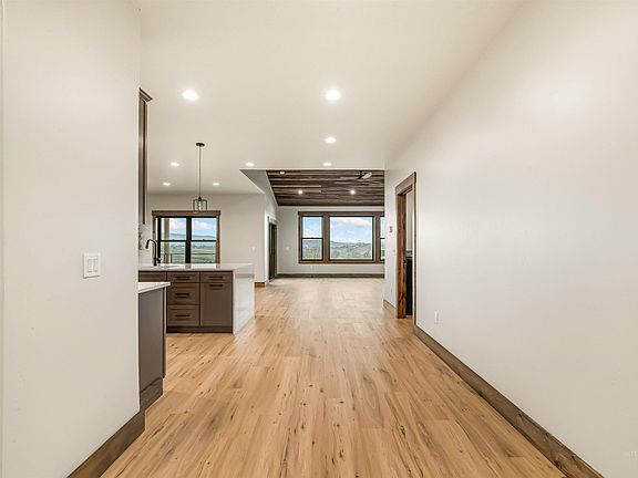 3rd image of 2271 Chukar Dr