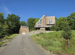 40 Skyline Drive, Holden, ME 04429
