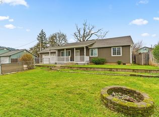 2966 NE Douglas Ave, Roseburg, OR 97470