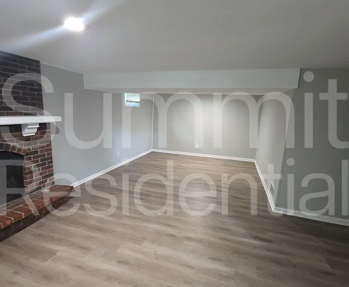 12805 Ewing Ave — Photo 17