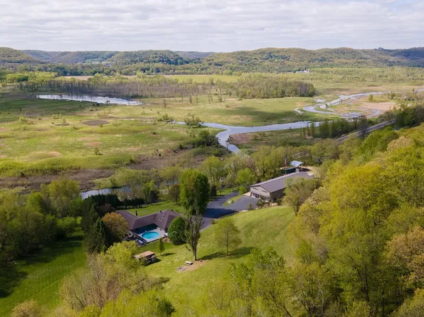 5000 County Road 21, La Crescent, MN 55947