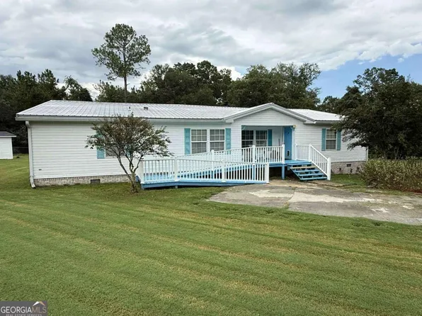 289 Mason Dixon Line Rd #3, Ashburn, GA 31714