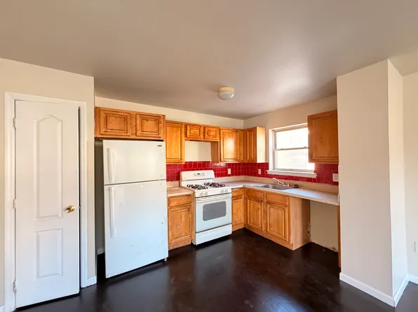 1907 Arnow Ave Floor 1, Bronx, NY 10469