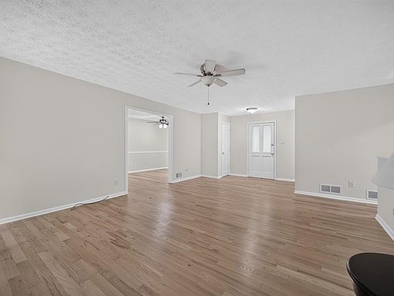 5th image of 286 Windmill Pointe