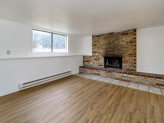 4th image of 13314 86th Ave E #A