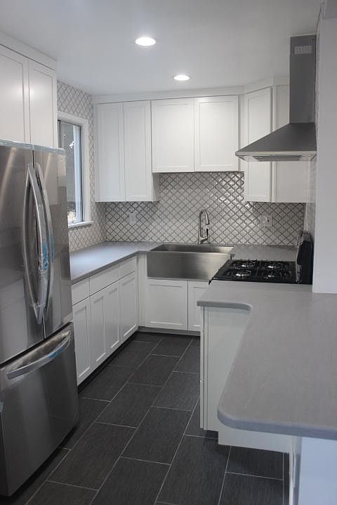 1st image of 1313 W Alameda Ave