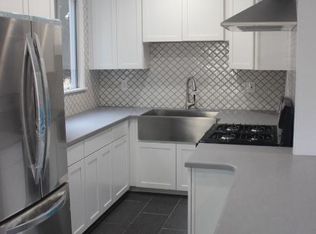 1313 W Alameda Ave, Burbank, CA 91506
