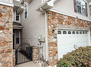 29 Sutton Ct, Pennington, NJ 08534