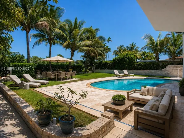 545 S Shore Dr, Miami Beach, FL 33141