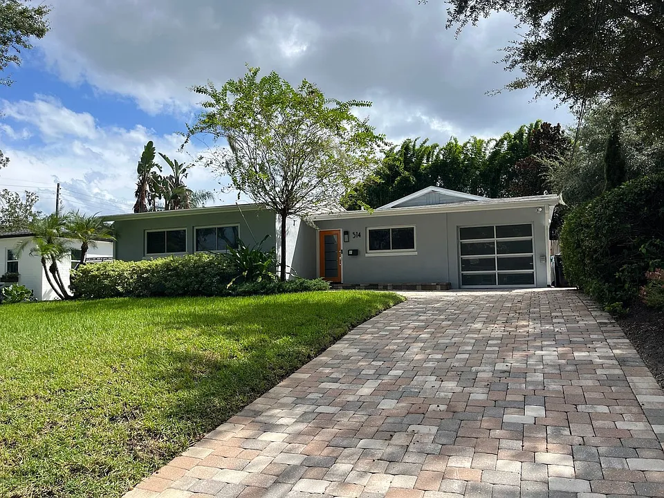 514 Baker St