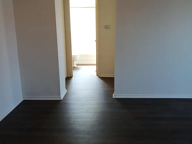 Yorktowne Apartments — Photo 15