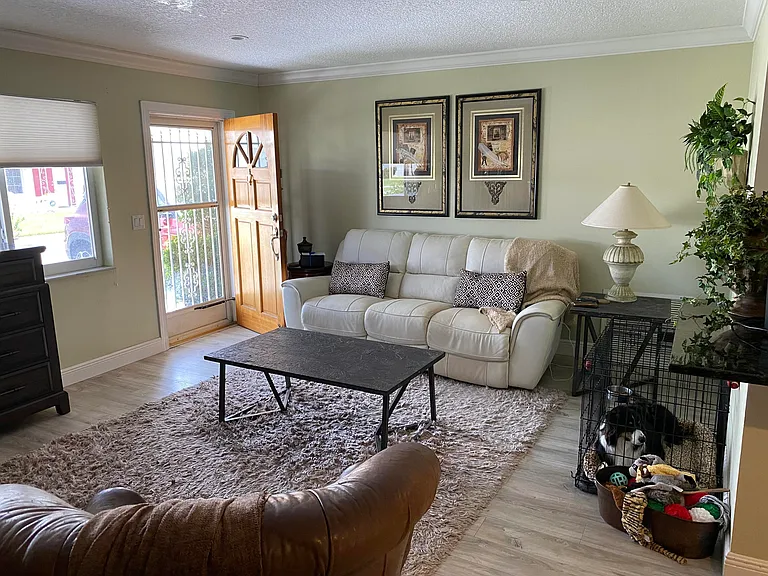 1101 Leisure Ln — Photo 6