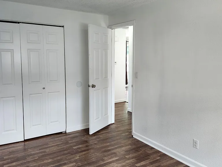 804 26th St NE — Photo 14