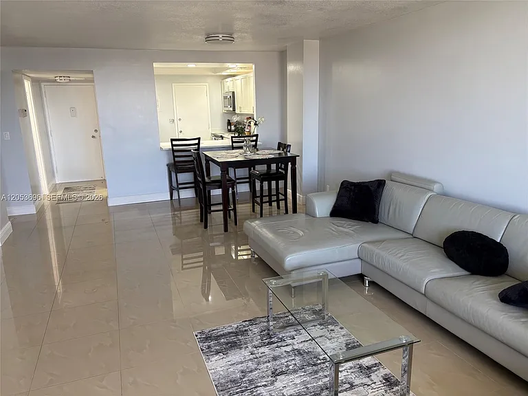 427 Golden Isles Dr #10D — Photo 6