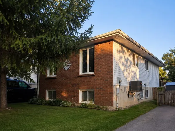 617 Trailview Dr, Peterborough, ON K9J 8K3