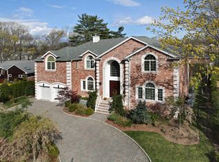417 N Woodland St, Englewood, NJ 07631