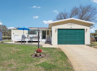 25736 Oak Aly, Leesburg, FL 34748