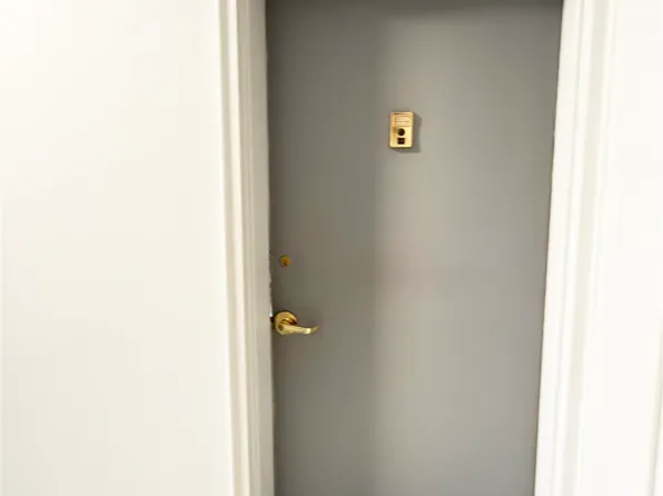 154 Bowers Street image 4 of 27